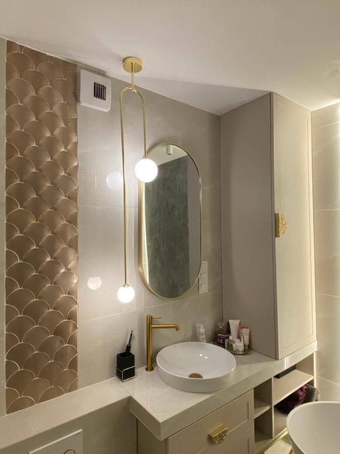 Lux Stays By Torres At K39 كراكوفيا المظهر الخارجي الصورة