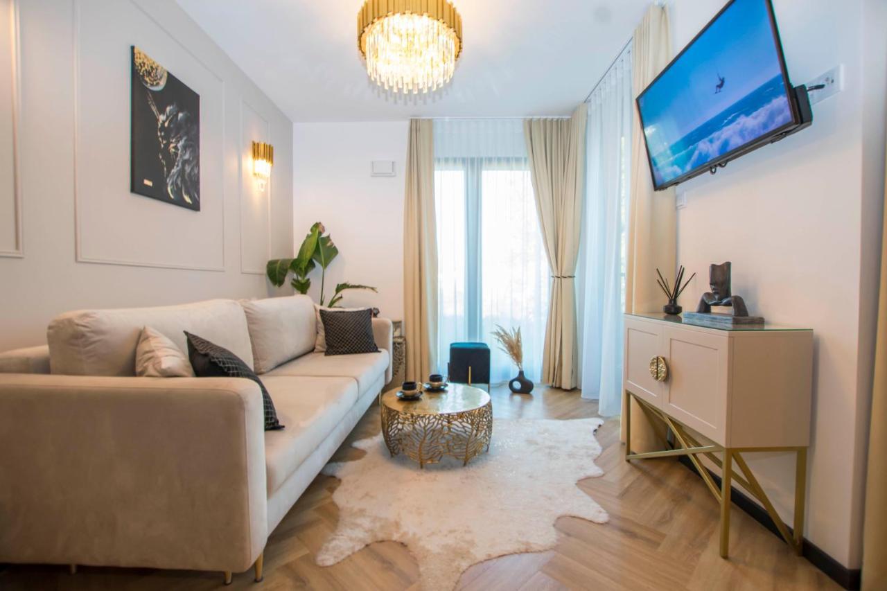 Lux Stays By Torres At K39 كراكوفيا المظهر الخارجي الصورة