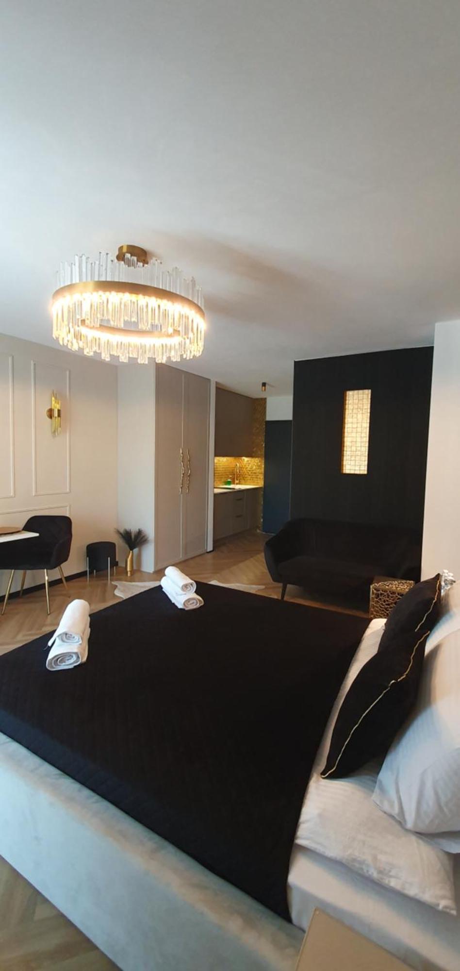 Lux Stays By Torres At K39 كراكوفيا المظهر الخارجي الصورة